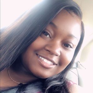 Meet your Posher, Kamisha